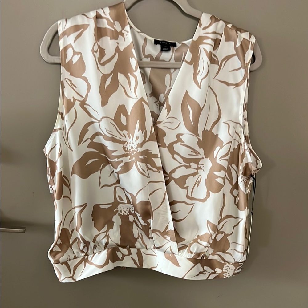 NWT Halogen Floral Tan and White Sleeveless Women's Top Size XL